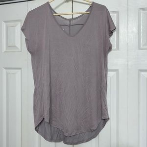 Women’s purple loose fitting shirt